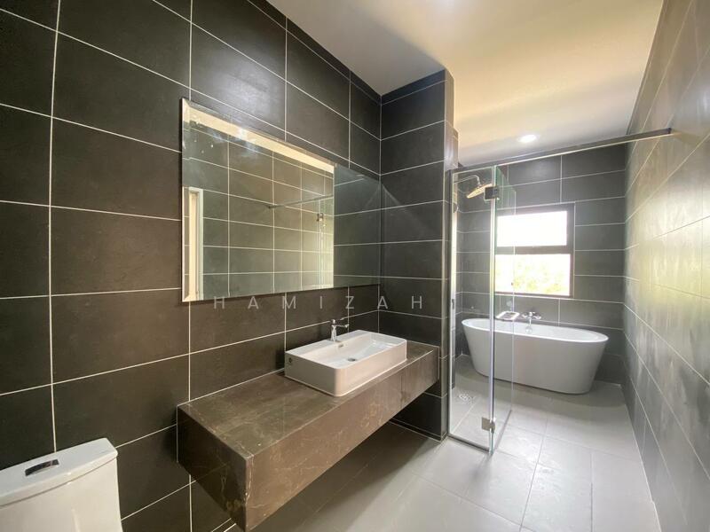 Untuk Dijual - Sejati Lakeside 2