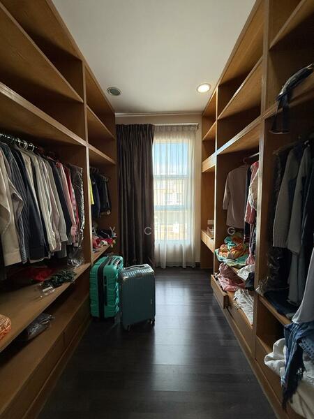 Bedroom - Dressing Area