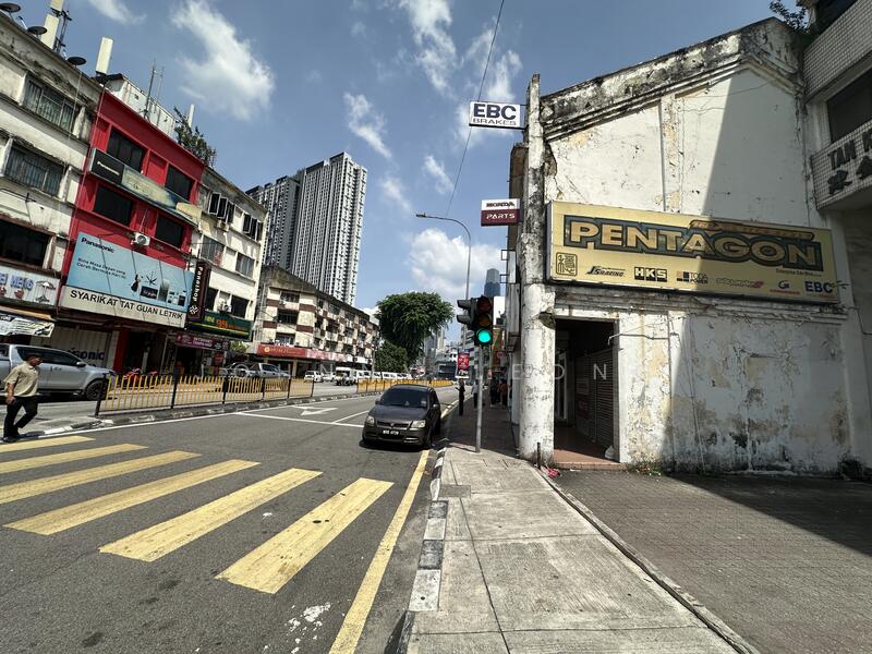 Shop for Rent in Pusat Perindustrian Kuala Lumpur (Kuala Lumpur) - Johnny Leong - Exterior - PropertyGuru.com.my