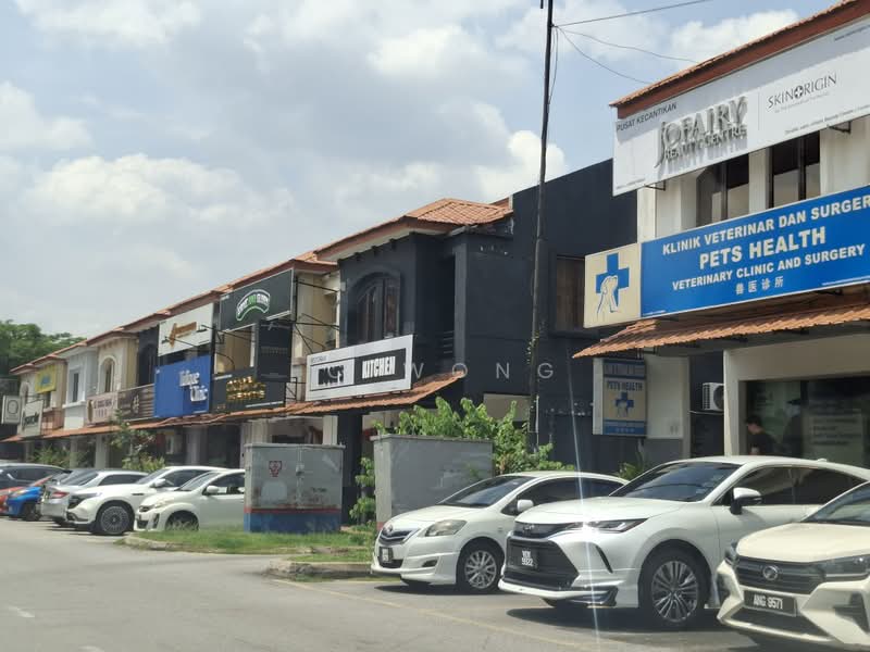 Kedai untuk Disewa di Aman Suria (Petaling Jaya) - FC Wong - Exterior - PropertyGuru.com.my