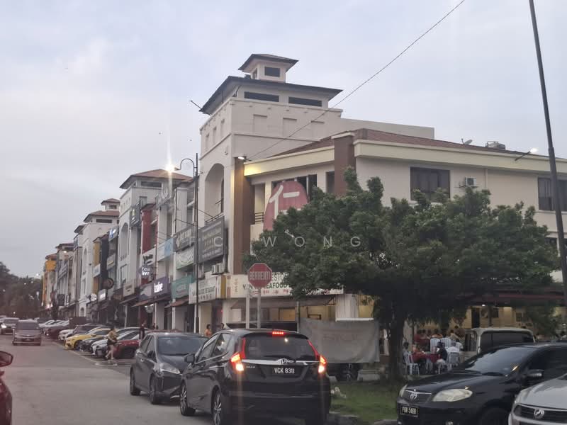 Kedai untuk Disewa di Aman Suria (Petaling Jaya) - FC Wong - Exterior - PropertyGuru.com.my