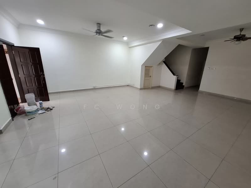Kedai untuk Disewa di Aman Suria (Petaling Jaya) - FC Wong - Living Room - PropertyGuru.com.my