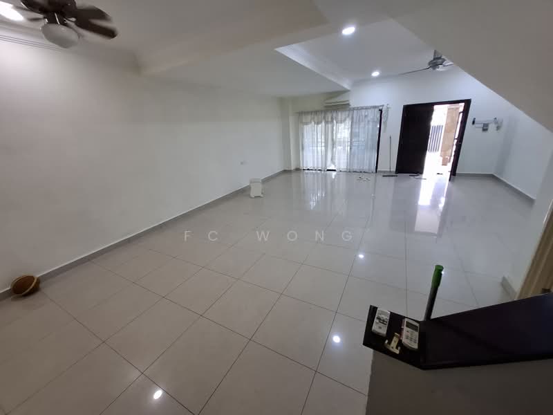 Kedai untuk Disewa di Aman Suria (Petaling Jaya) - FC Wong - Living Room - PropertyGuru.com.my
