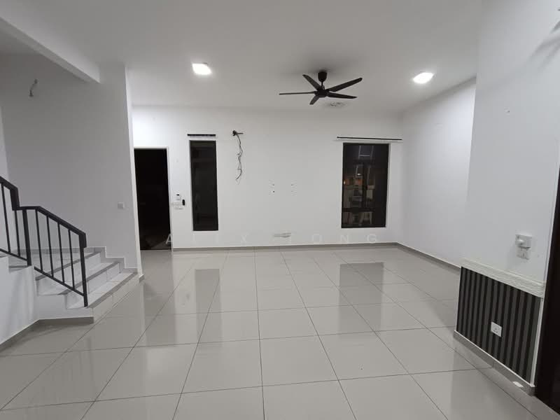 2-storey Terraced House for Rent in Bandar Puncak Alam (Puncak Alam) - Alex Tong - Living Room - PropertyGuru.com.my