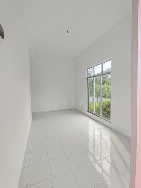 1-storey Terraced House for Sale in Kesang (Johor) - Tan Sian Pin - Interior - PropertyGuru.com.my