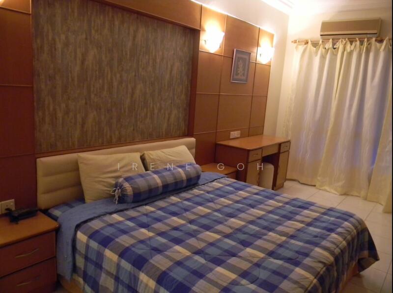 Kondominium untuk Dijual di Gold Coast Resort Condominium - Irene Goh - Bedroom - PropertyGuru.com.my