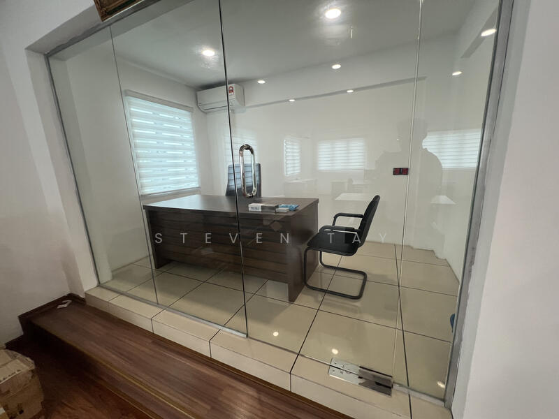 Commercial Bungalow for Rent in Jalan Tun Razak (KL City Centre) - Steven Tay - Study - PropertyGuru.com.my