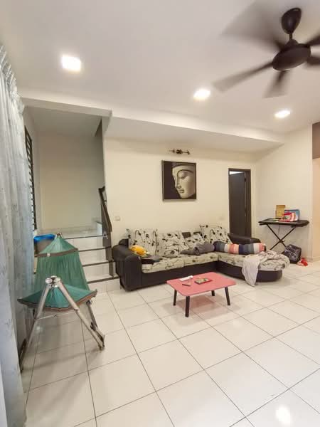 Setia Tropika untuk Untuk Dijual - RM 650,000, Mac 2026 - Living Room - PropertyGuru.com.my