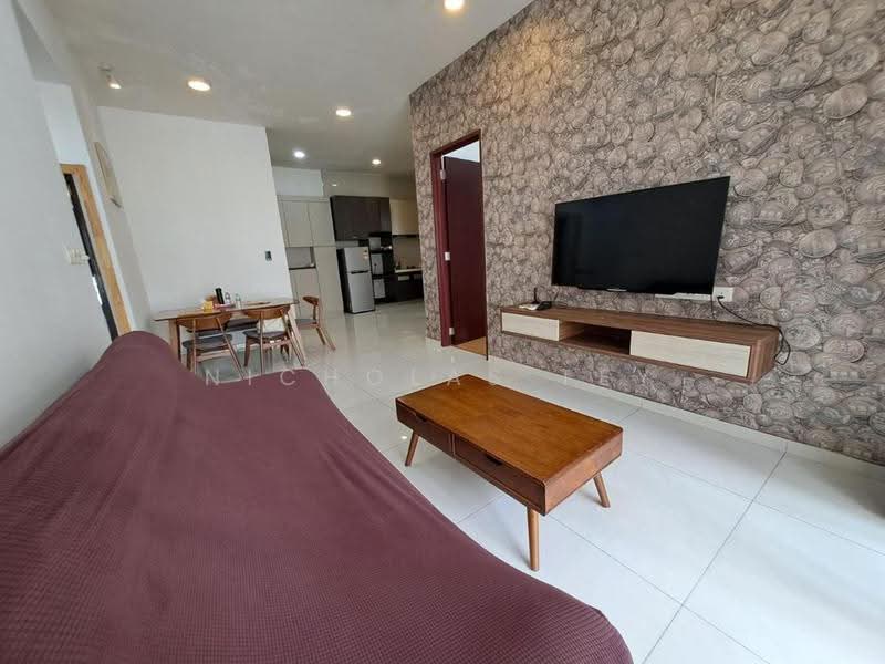 Kondominium untuk Dijual di Bay Laurel @ Country Garden Danga Bay - Nicholas Tey - Living Room - PropertyGuru.com.my
