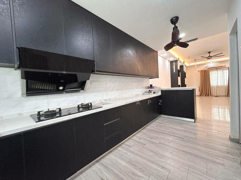 3-storey Terraced House for Sale in Bukit Rahman Putra (Sungai Buloh) - Cik Chapz - Kitchen - PropertyGuru.com.my