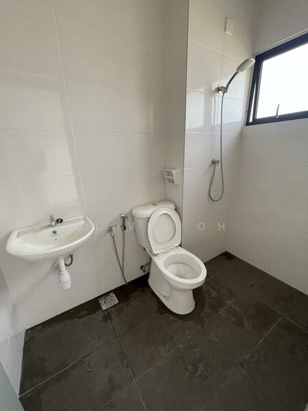 Townhouse for Rent in Bandar Baru Nilai (Nilai) - OLIVIA OH - Bathroom - PropertyGuru.com.my