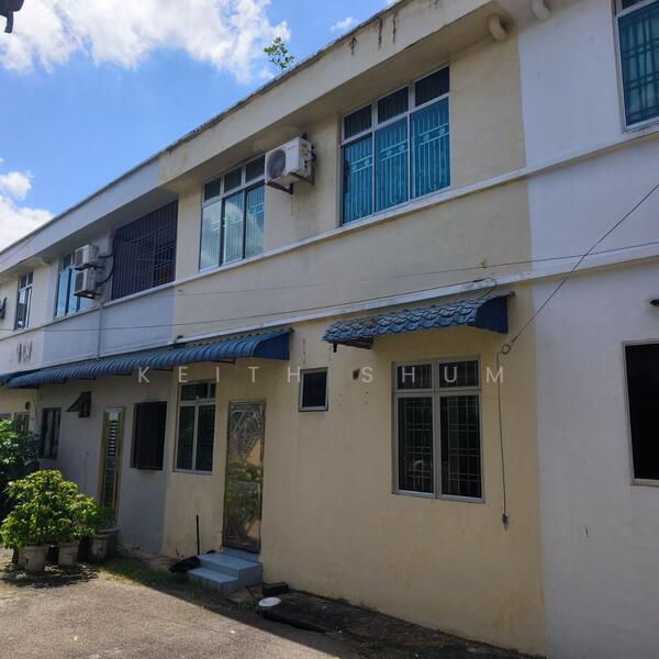 2-storey Terraced House for Sale in Taman Pulai Utama (Skudai) - Keith Shum - Exterior - PropertyGuru.com.my