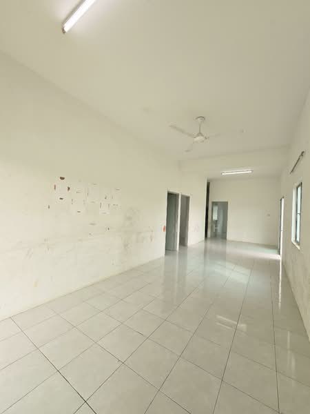 1-storey Terraced House for Sale in Taman Suria Jaya (Tanjong Rambutan) - YY Cheah - Interior - PropertyGuru.com.my