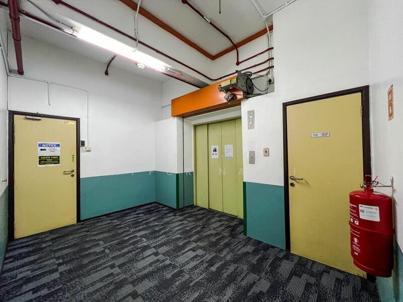 For Sale - 3 Storey Alone Factory OfficeTaman Midah Cheras KL