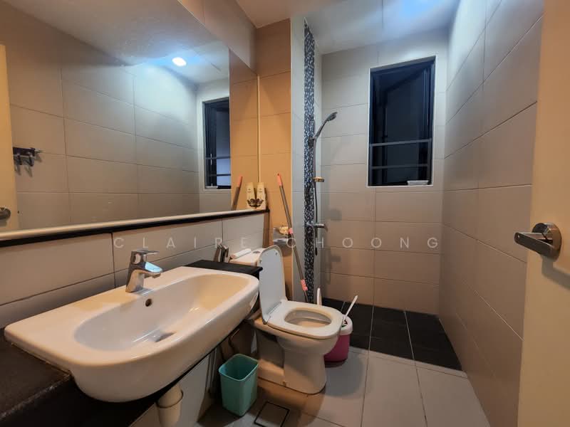 Kondominium untuk Disewa di KM1 West - Claire Choong - Bathroom - PropertyGuru.com.my