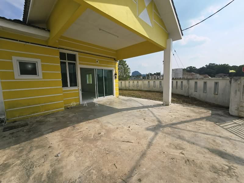 1-storey Terraced House for Sale in Tanjong Rambutan (Perak) - Gary Tang - Exterior - PropertyGuru.com.my
