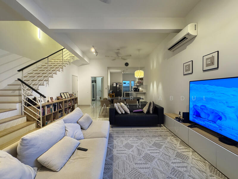 2-storey Terraced House for Sale in Bandar Gamuda Gardens (Rawang) - Saiful Bahri Abdul Manan - Living Room - PropertyGuru.com.my