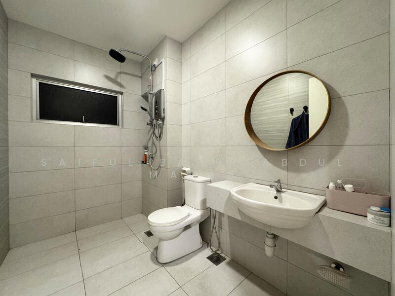 2-storey Terraced House for Sale in Bandar Gamuda Gardens (Rawang) - Saiful Bahri Abdul Manan - Bathroom - PropertyGuru.com.my