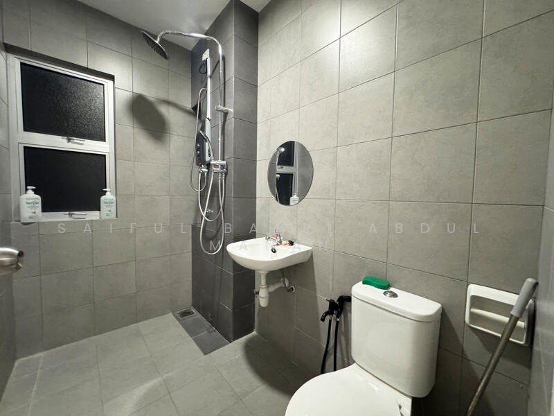 2-storey Terraced House for Sale in Bandar Gamuda Gardens (Rawang) - Saiful Bahri Abdul Manan - Bathroom - PropertyGuru.com.my