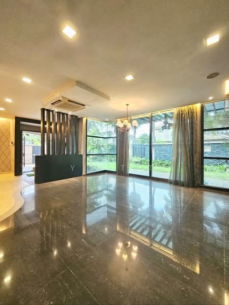 Semi-Detached House for Sale in Austin Perdana (Tebrau) - Yik Tat - PropertyGuru.com.my