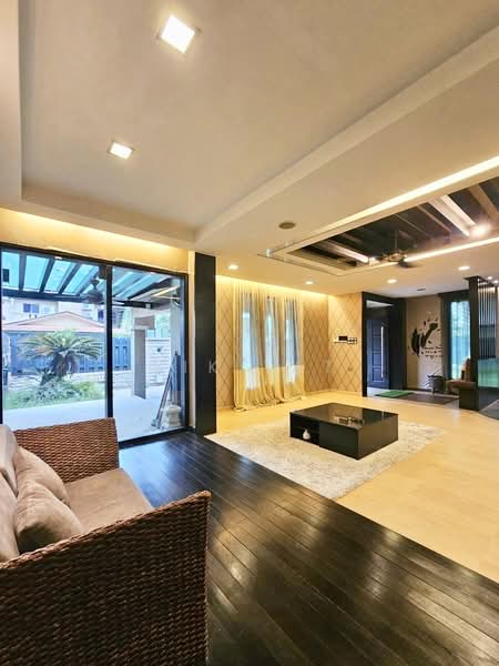 Semi-Detached House for Sale in Austin Perdana (Tebrau) - Yik Tat - PropertyGuru.com.my