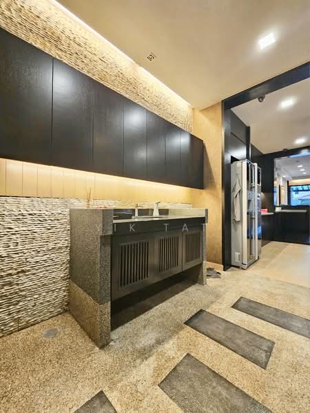 Semi-Detached House for Sale in Austin Perdana (Tebrau) - Yik Tat - PropertyGuru.com.my