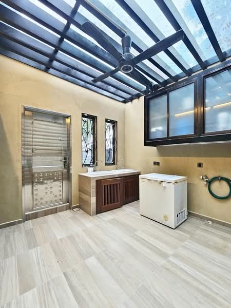 Semi-Detached House for Sale in Austin Perdana (Tebrau) - Yik Tat - PropertyGuru.com.my
