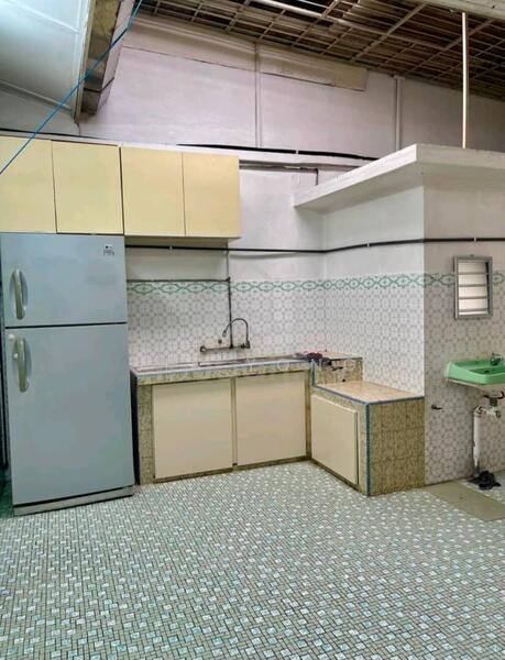 Island Glades untuk Untuk Dijual - RM 799,000, Mac 2026 - Kitchen - PropertyGuru.com.my