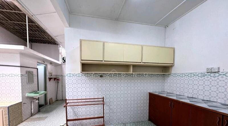 Island Glades untuk Untuk Dijual - RM 799,000, Mac 2026 - Kitchen - PropertyGuru.com.my