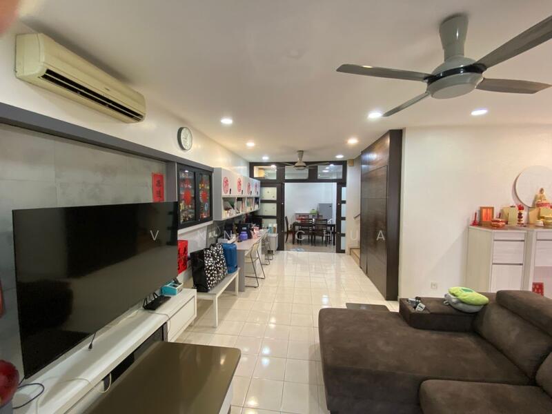 2-storey Terraced House for Sale in Klang (Selangor) - Vinny Chua - Living Room - PropertyGuru.com.my