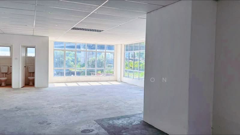 Shop for Rent in Kepong (Kuala Lumpur) - Olivia Oon - Bathroom - PropertyGuru.com.my