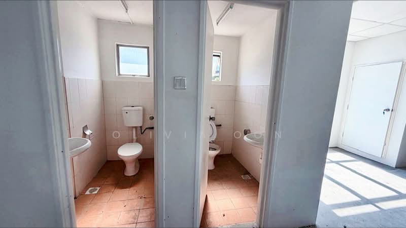 Shop for Rent in Kepong (Kuala Lumpur) - Olivia Oon - Bathroom - PropertyGuru.com.my
