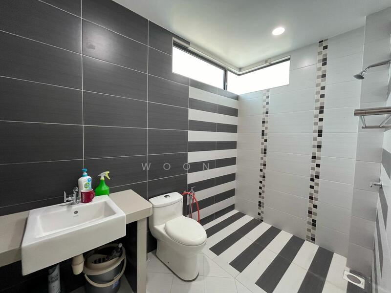 Rumah Banglo untuk Dijual di Paya Rumput (Melaka) - Woon . - Bathroom - PropertyGuru.com.my