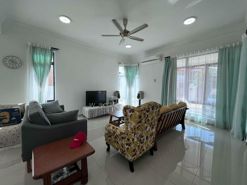 Rumah Banglo untuk Dijual di Paya Rumput (Melaka) - Woon . - Living Room - PropertyGuru.com.my