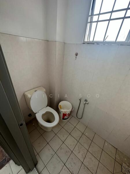2-storey Terraced House for Rent in Kota Damansara (Selangor) - Alicia Soo - Bathroom - PropertyGuru.com.my