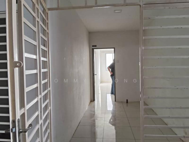 Pangsapuri untuk Dijual di Skyview Garden - Tommy Leong - Corridor - PropertyGuru.com.my
