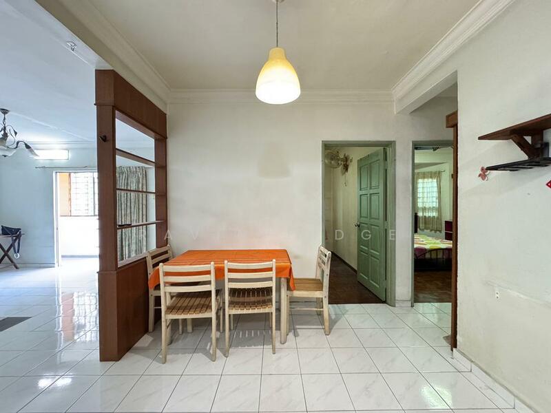 Condominium for Sale at Sri Suajaya Condominium - Ravin Judge - Dining Room - PropertyGuru.com.my