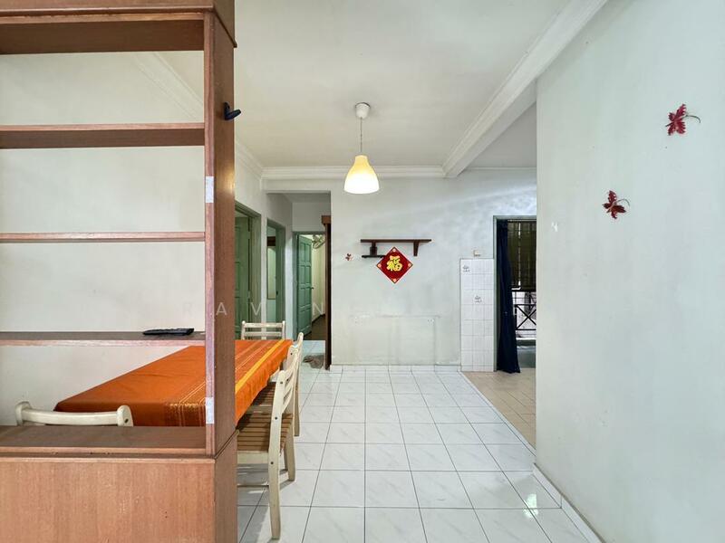 Condominium for Sale at Sri Suajaya Condominium - Ravin Judge - Dining Room - PropertyGuru.com.my