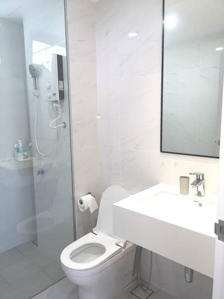 Vertu Resort untuk Untuk Disewa - RM 2,200 /bulan, Mac 2026 - Bathroom - PropertyGuru.com.my