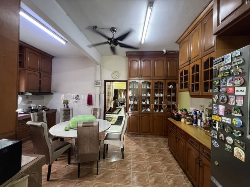 Rumah Banglo untuk Dijual di Petaling Jaya (Selangor) - Bernisa Bon - Kitchen - PropertyGuru.com.my