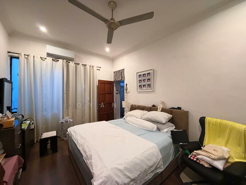 Terraced House for Sale in Island Glades (Jelutong) - Qyan Goh - Bedroom - PropertyGuru.com.my