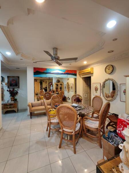 Rumah Teres 2 Tingkat untuk Dijual di Seksyen 9 (Shah Alam) - Jacky Loh - Living Room - PropertyGuru.com.my