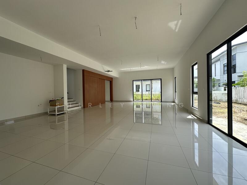 Semi-Detached House for Sale in Bandar Tropicana Aman (Telok Panglima Garang) - Shirley Wong - Living Room - PropertyGuru.com.my