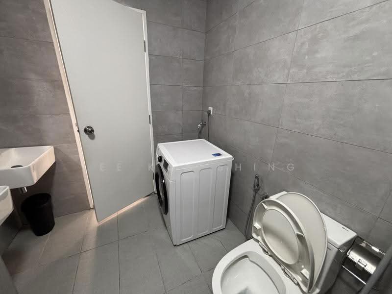 Service Residence for Rent at Cubic Botanical - Lee Kah Shing - Bathroom - PropertyGuru.com.my