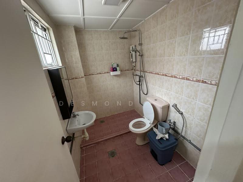 2-storey Terraced House for Sale in Taman Mayang (Petaling Jaya) - Desmond Tan - Bathroom - PropertyGuru.com.my