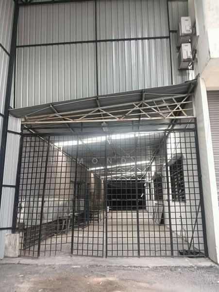Factory for Rent in Taman Perindustrian Cemerlang (Ulu Tiram) - Jesmond Lee - Exterior - PropertyGuru.com.my