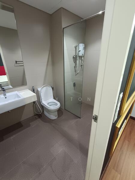 Service Residence for Rent at i-SOHO @ i-City - Alex Tong - Bathroom - PropertyGuru.com.my