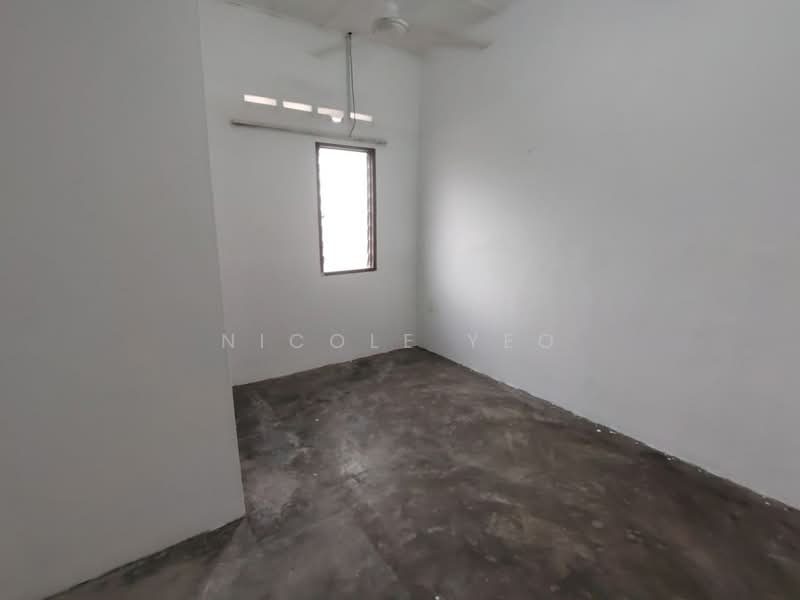 Rumah Teres 2 Tingkat untuk Dijual di Taman Seri Telok Emas (Telok Mas) - Nicole Yeo - Interior - PropertyGuru.com.my