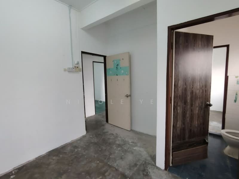 Rumah Teres 2 Tingkat untuk Dijual di Taman Seri Telok Emas (Telok Mas) - Nicole Yeo - Interior - PropertyGuru.com.my
