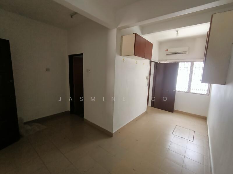 G-Floor Bedroom / Maid Room